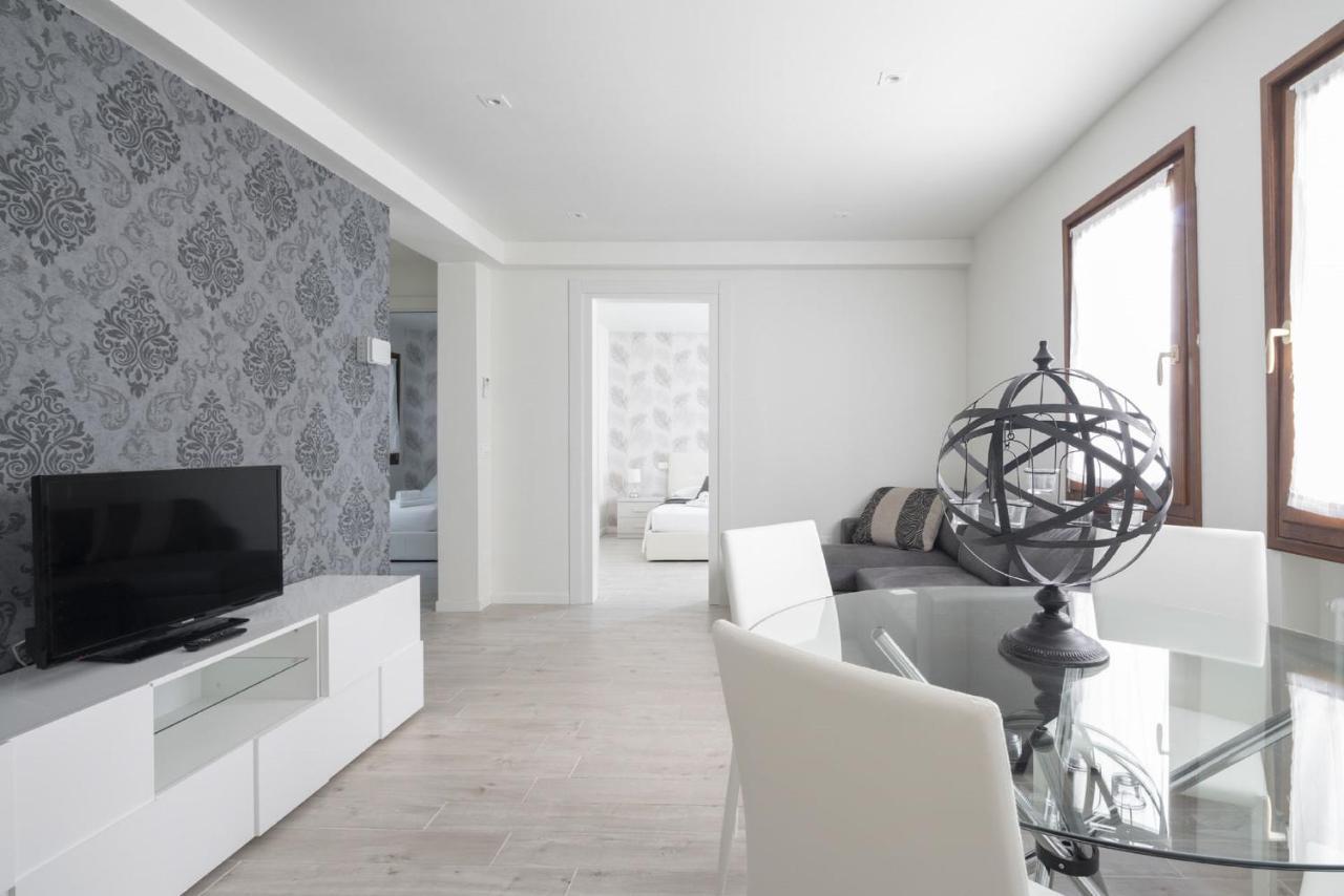 Apartments In San Marco With Canal View By Wonderful Italy Venice Exterior photo